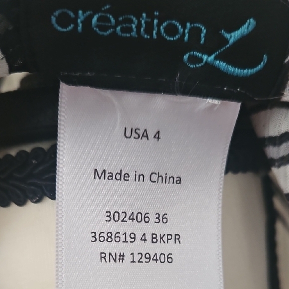 Geometric Pattern Metallic Thread Button Down Blouse - Picture 2 of 6